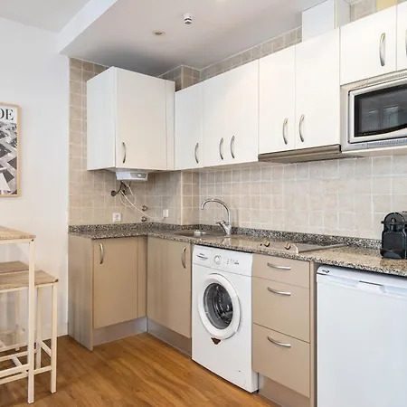 Lodging Apartments Liceu G2 Barcelona Buitenkant foto